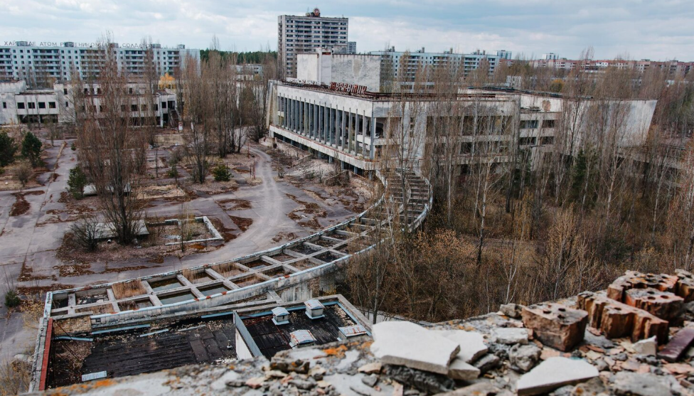 Managing Waste Streams During Large Residential Tear-Out Projects